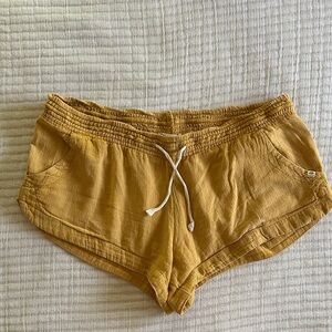 Rip Curl shorties